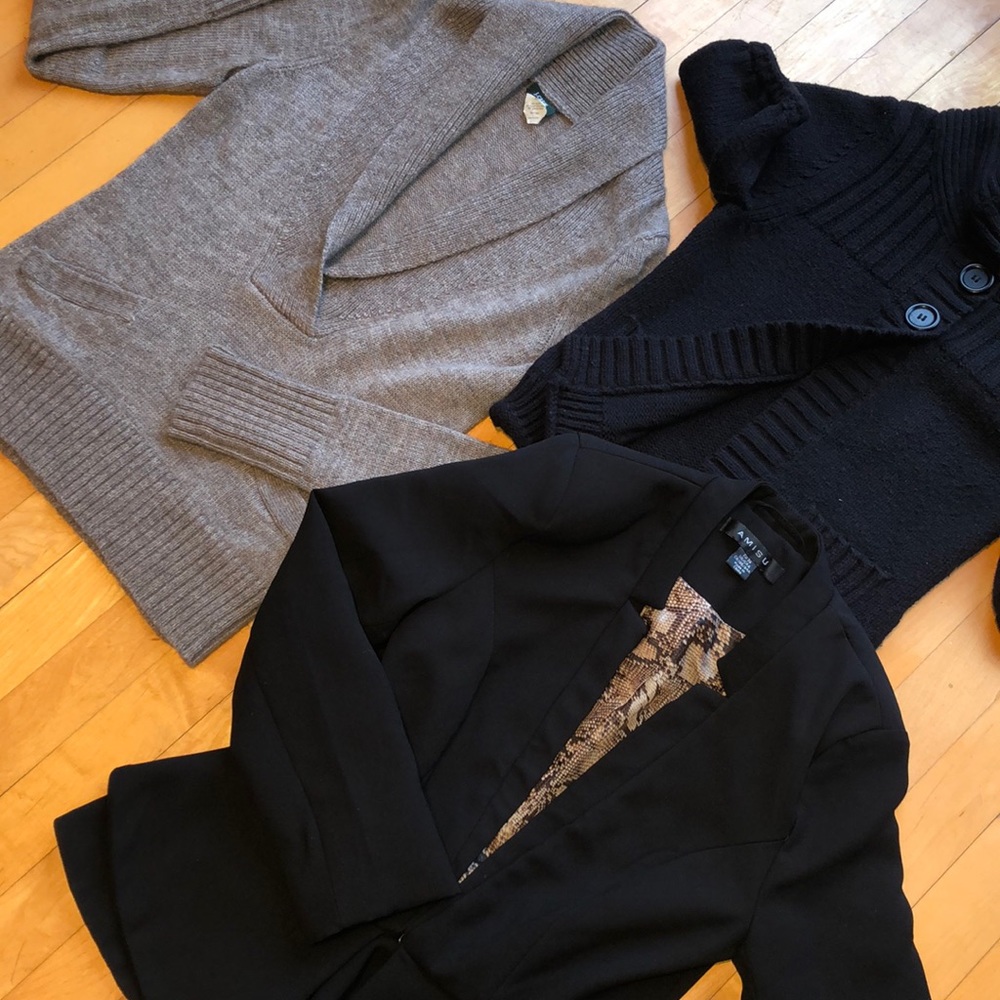 7 piece bundle small/extra small sweaters/jacket - Picture 4 of 8